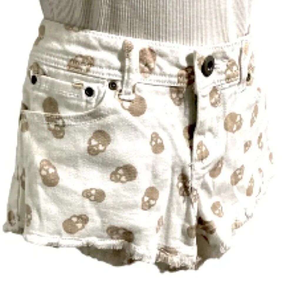 SKULL Shorty Shorts by No Boundaries Frayed Distressed Womens Size 11 - Picture 2 of 13